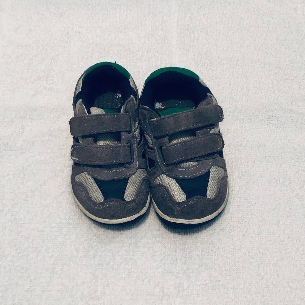 Stride Rite Boys Size 6 Months Sneakers